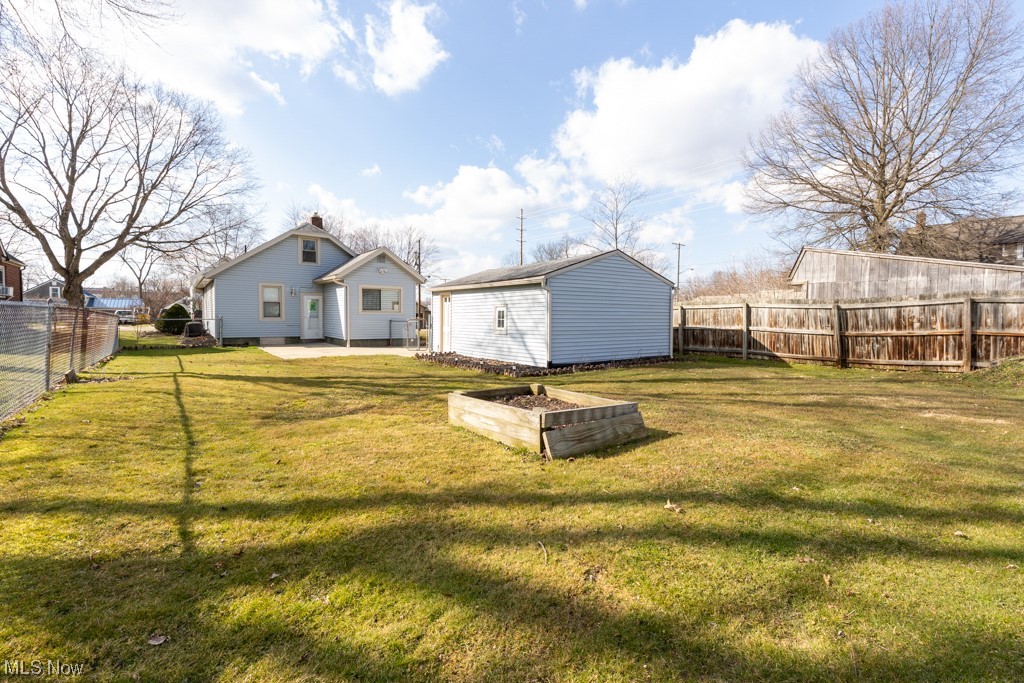 R Wood - Residential