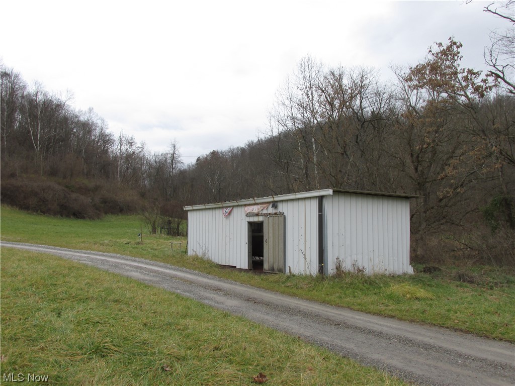 223 Autumn Run Rd. Rd, Friendly, West Virginia image 9