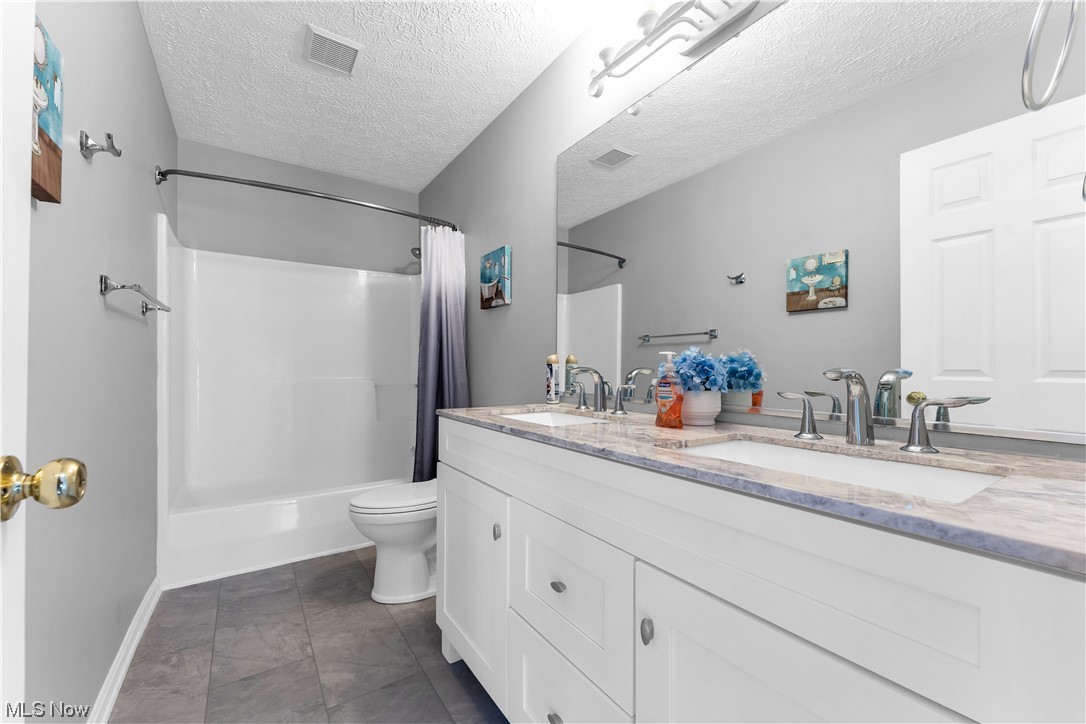 Center Ridge - Residential Lease