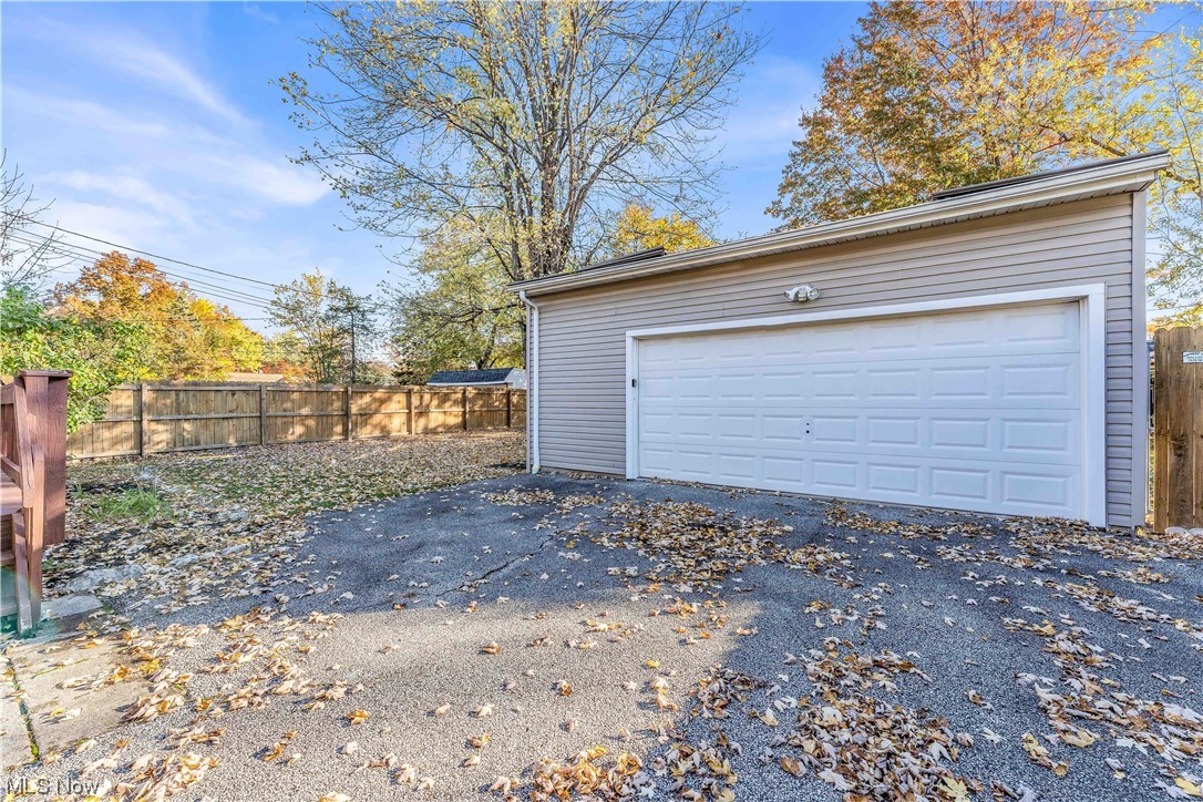 Center Ridge - Residential Lease