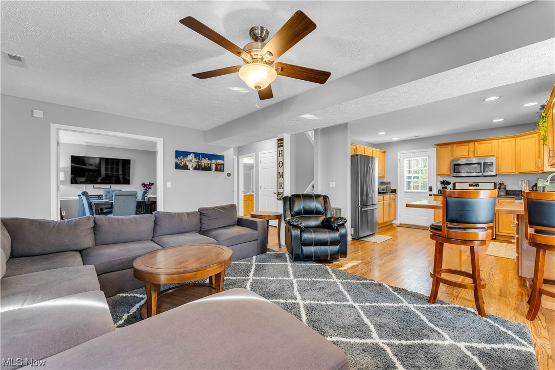 Center Ridge - Residential Lease