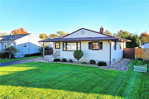 Tiny photo for 1853 Lynn Mar Avenue, Poland, OH 44514 (MLS # 5255672)