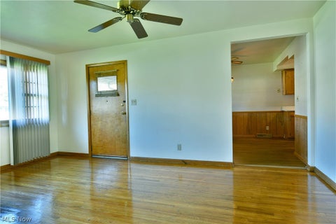 Tiny photo for 1853 Lynn Mar Avenue, Poland, OH 44514 (MLS # 5255672)