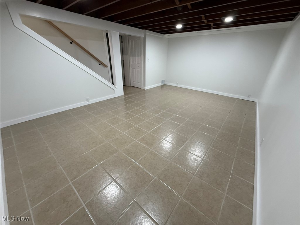 Reeves Realty Company's Sevent - Residential