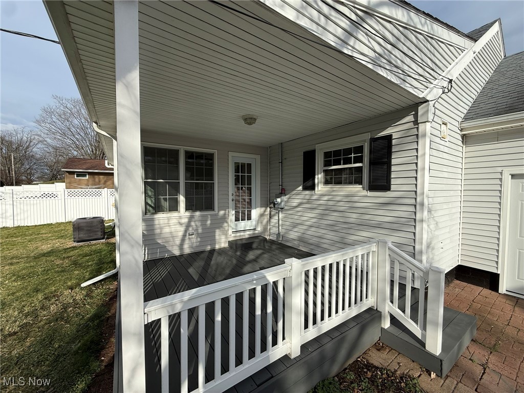 Reeves Realty Company's Sevent - Residential