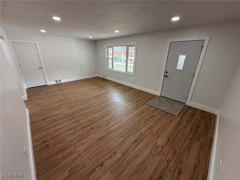 Reeves Realty Company's Sevent - Residential