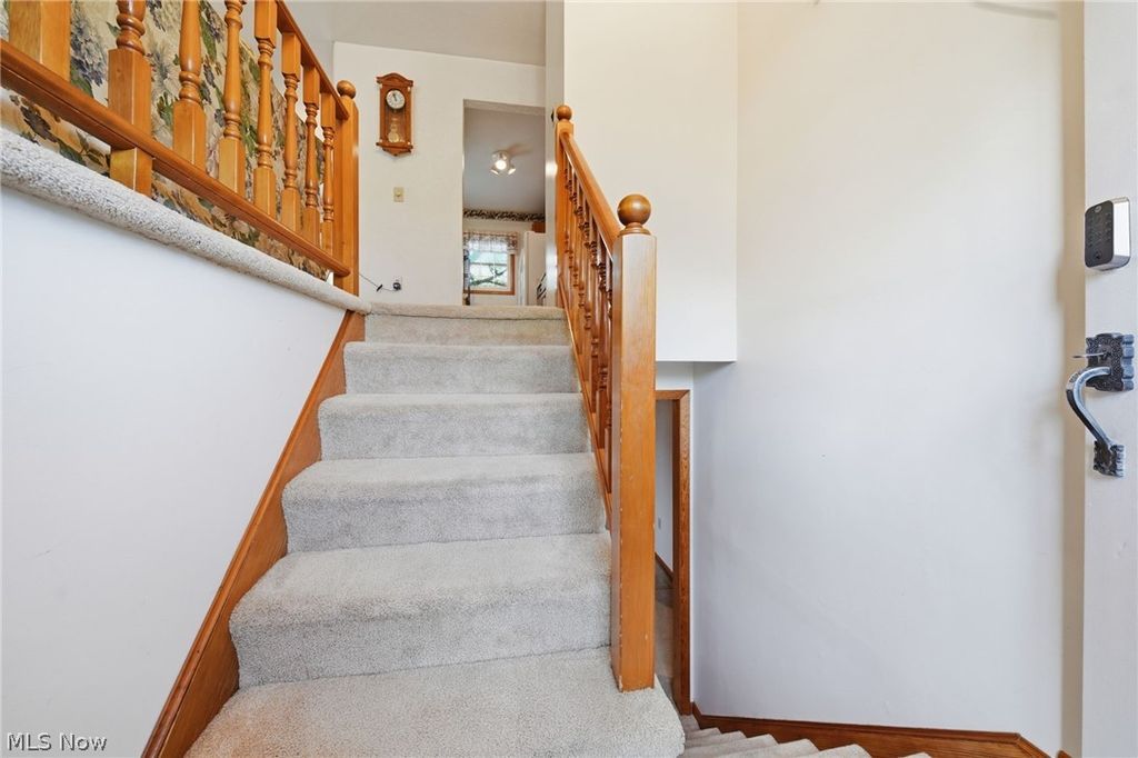 Photo of 1358 E 27th Street, Ashtabula, OH 44004 (MLS # 5208497)