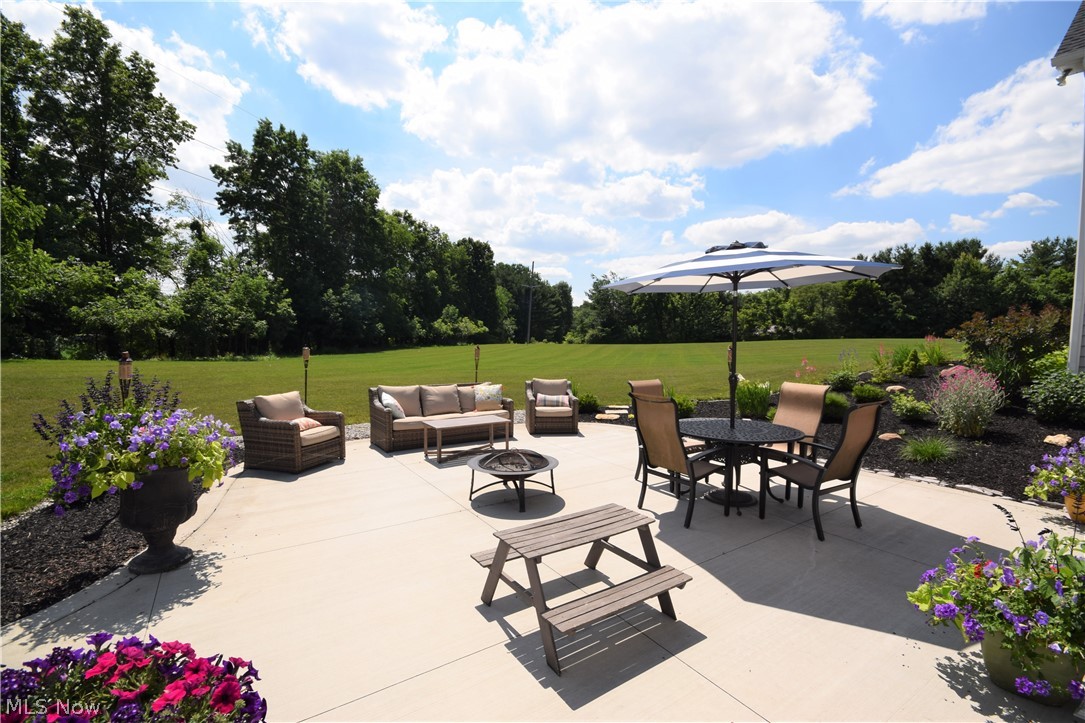 Danbury Glen Estate - Residential