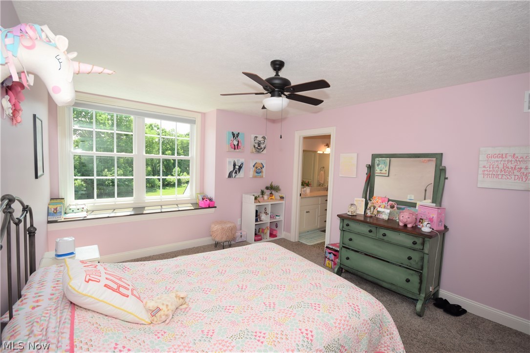 Danbury Glen Estate - Residential