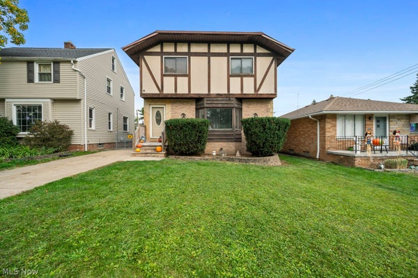 1006 BROOKVIEW BLVD, CLEVELAND, OH 44134 - Image 45f9a71cf7e8159c98c67d90fbb8ce49/2115883967
