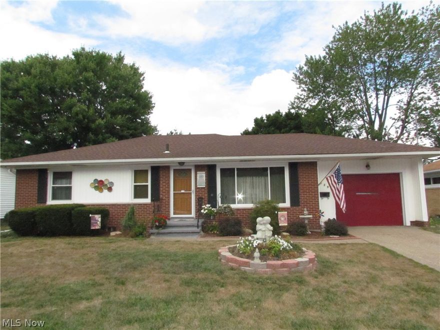 In excellent condition, this 3BD/2BA contemporary ranch in East Gate Heights is a great value. The kitchen is stunning with its sharp looking granite tops, cherry cabinets and bar top seating. Partially finished basement hosts a long rec./living room, sitting/dining area, additional bedroom and full bathroom. Between the kitchen and formal dining room are French doors which lead out to the elevated back deck and fenced yard with newer storage shed.  In the cold weather the 3-seasons room is a sweet spot to relax with friends and family.  Newer roof with dimensional shingle and updated mechanicals. Move-in ready! Schedule your showing today!