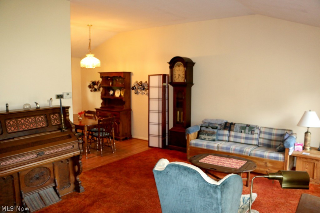 Deer Path Estates - Residential