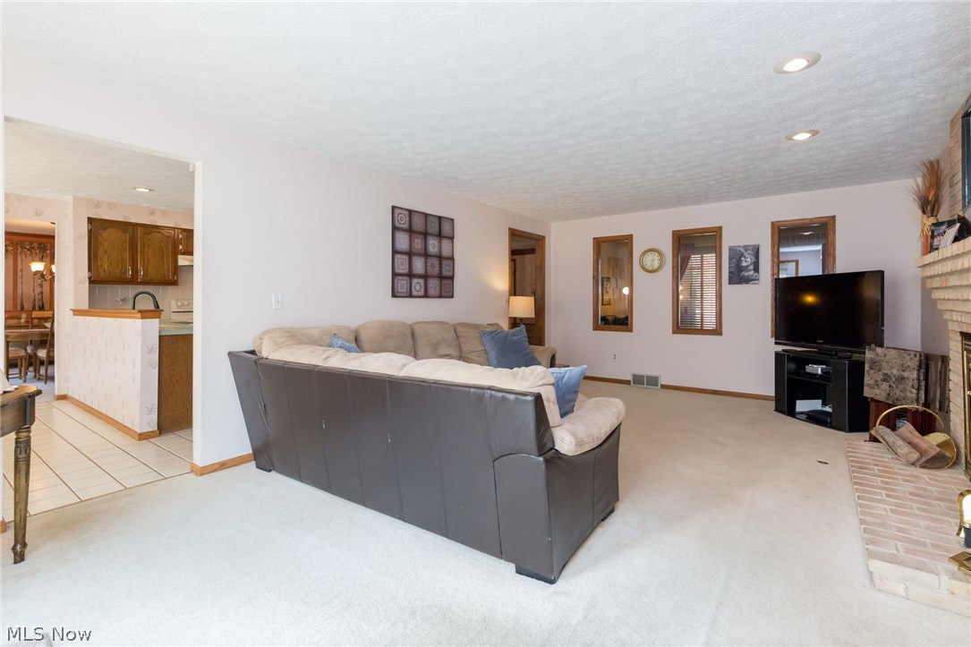 Lake In The Woods - Residential