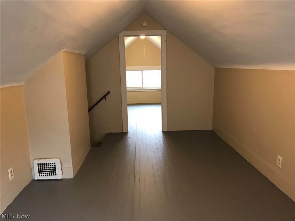 Bacon Crestland Park - Residential Lease