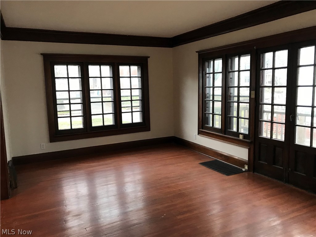 Bacon Crestland Park - Residential Lease