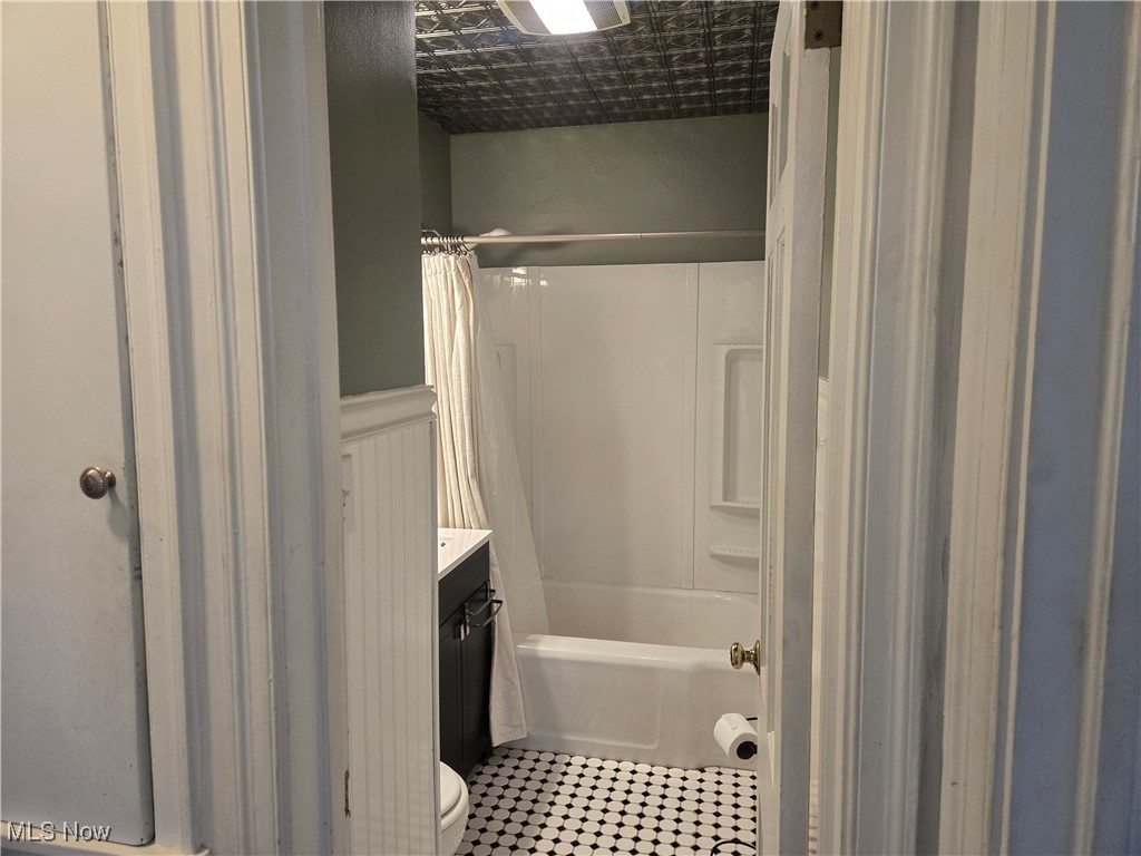 807 Caddo Avenue, Akron, Ohio image 24
