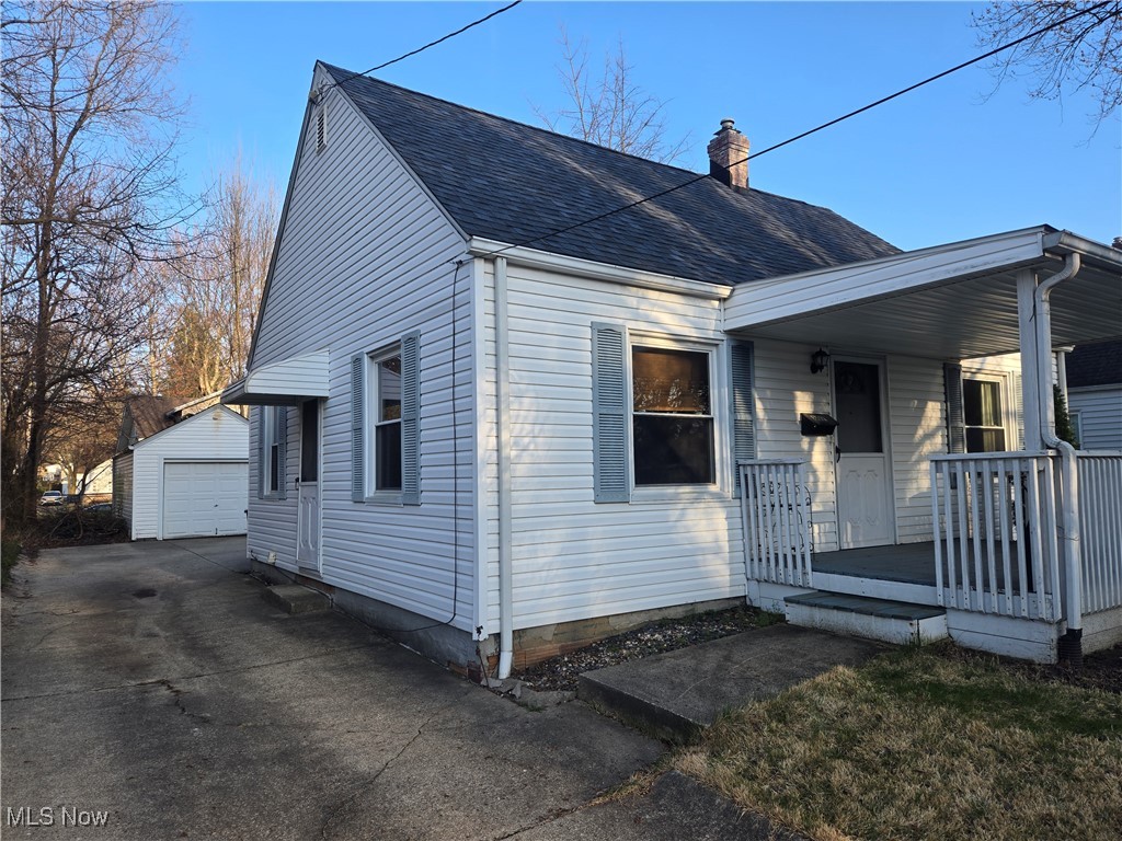 807 Caddo Avenue, Akron, Ohio image 3
