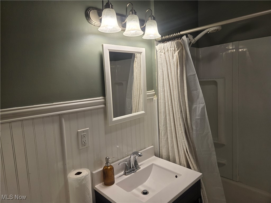 807 Caddo Avenue, Akron, Ohio image 26