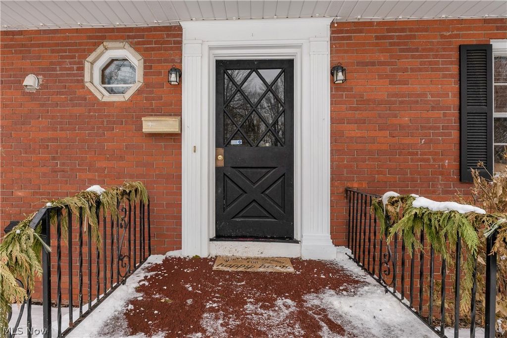 Photo of 6829 Katahdin Drive, Poland, OH 44514 (MLS # 5183531)