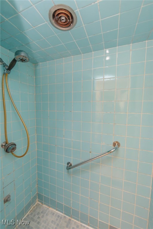 Rapid Transit Land Sales Compa - Residential