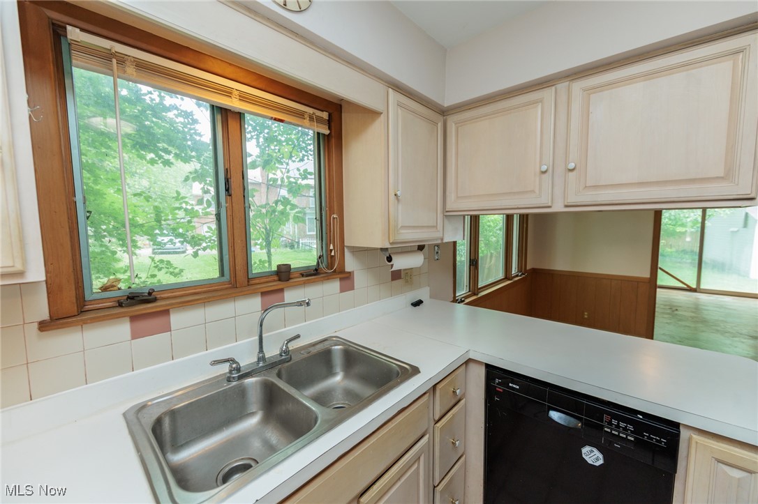 Rapid Transit Land Sales Compa - Residential