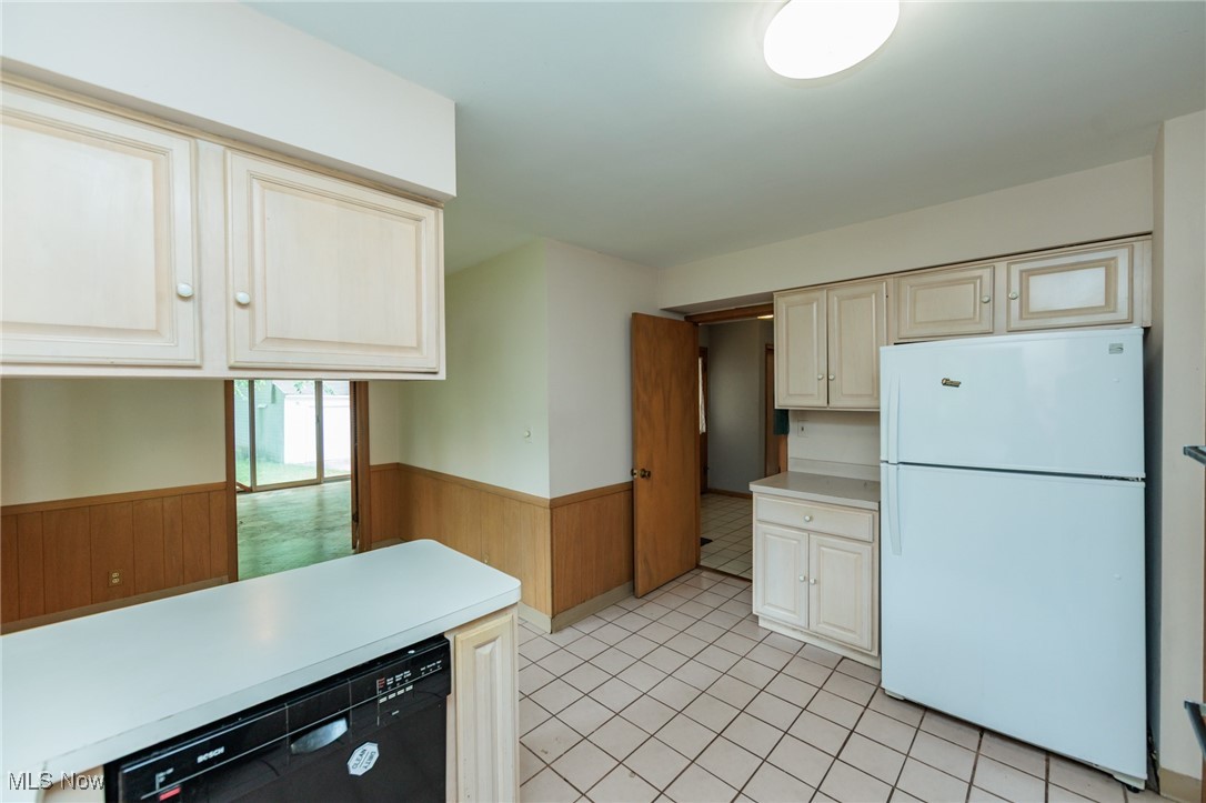 Rapid Transit Land Sales Compa - Residential