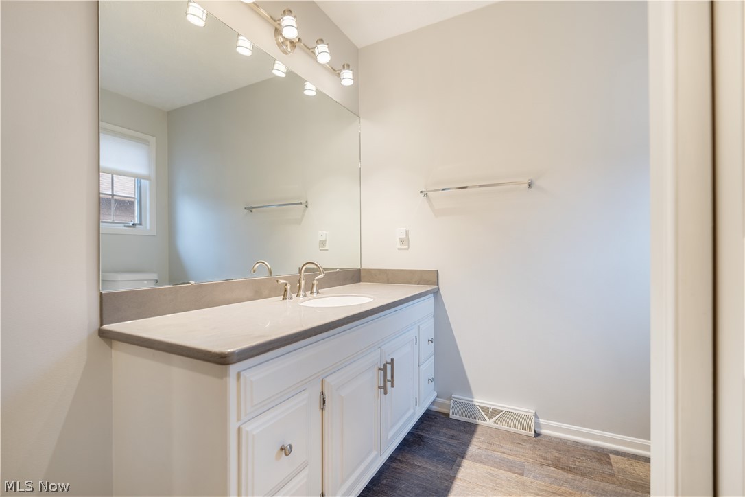 Belden Park Condo - Residential