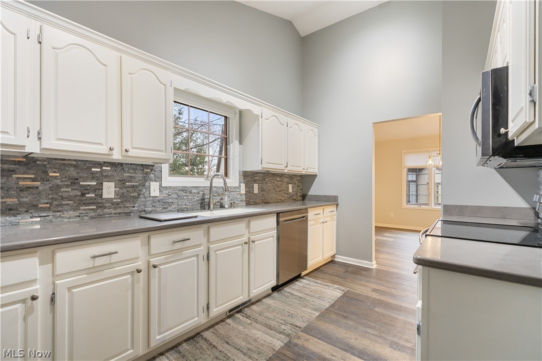 Belden Park Condo - Residential