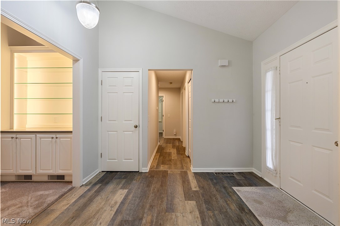 Belden Park Condo - Residential