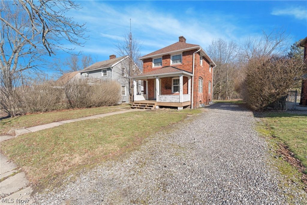 Photo of 1522 Wade Avenue, Alliance, OH 44601 (MLS # 5189772)