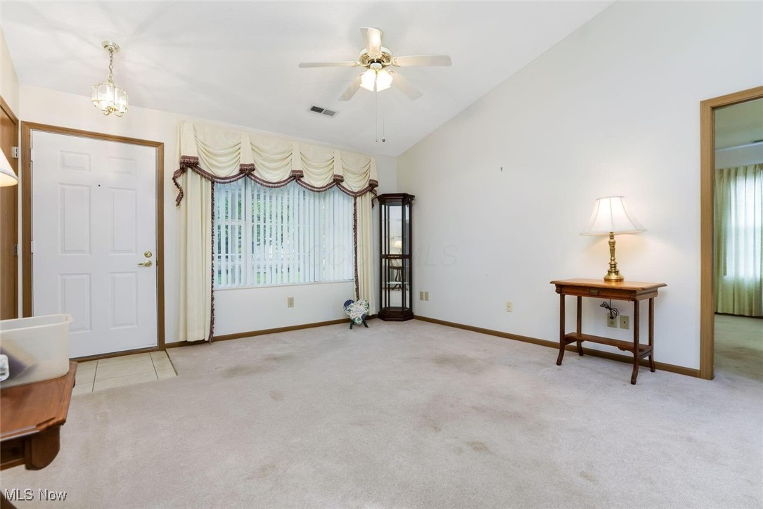 1329 Hillview Circle, Newark, Ohio image 13