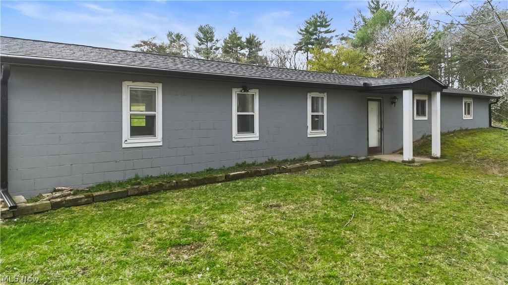 Photo of 1727 State Route 60, Ashland, OH 44805 (MLS # 5201269)