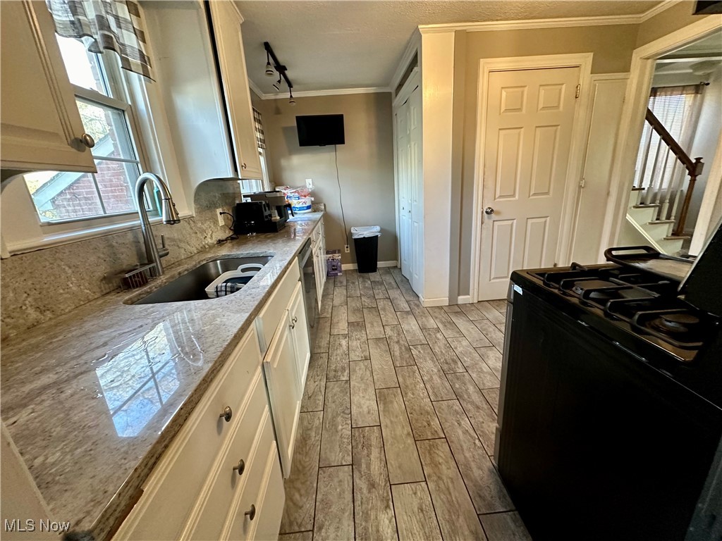Mayfield Hlnds - Residential