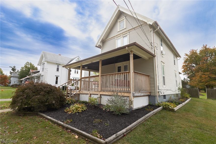 Welcome to this charming farmhouse sitting in the heart of Jefferson and conveniently located near town amenities. Each room is extremely clean and well kept. A porch and mudroom on the back overlook the half acre lot. The first floor features a master bedroom and laundry for your convenience. Some of the improvements include a newer roof, HWT, Windows, sewer line, and insulation. Nothing to do but move right in!