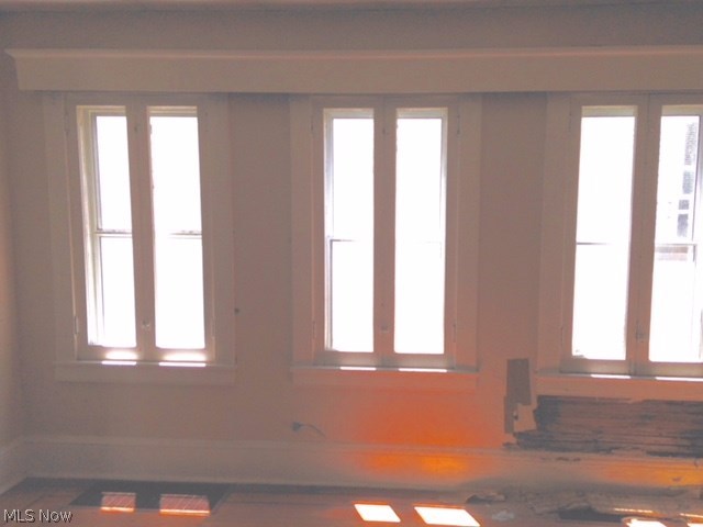 Rb - Residential Income