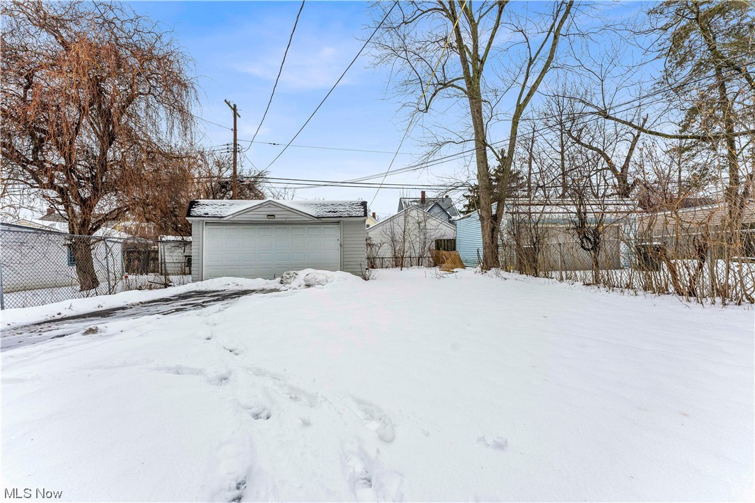 Highlands Lee Cedar Roads - Residential Lease