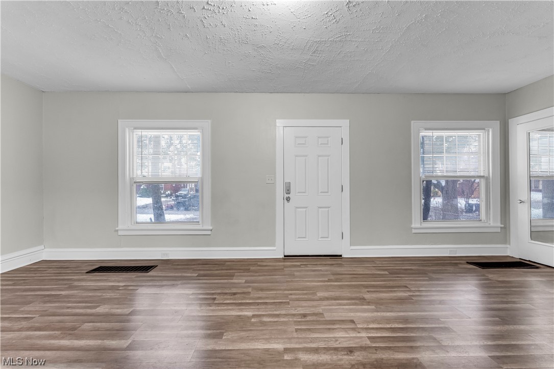 Highlands Lee Cedar Roads - Residential Lease