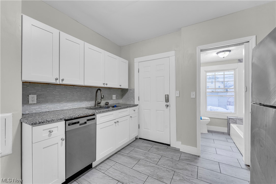 Highlands Lee Cedar Roads - Residential Lease