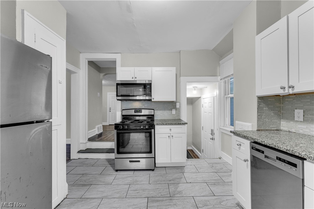 Highlands Lee Cedar Roads - Residential Lease