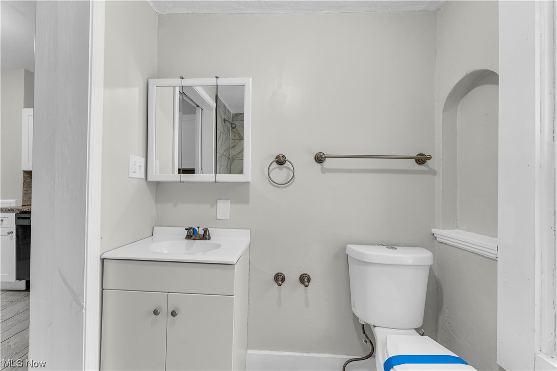 Highlands Lee Cedar Roads - Residential Lease