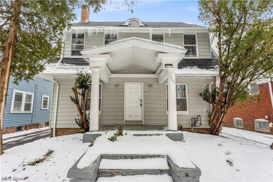 3269 Berkshire Rd., Cleveland- Spacious 4 bed 2 bath single family home! //

$ 2095 rent / $ 2095 deposit //

$49 application fee per adult //

1-2 pets OK with approved PetScreening and PetFee.(Some breed restrictions apply per HUD guidelines). //

NO SMOKING //

1 time $169 non-refundable set up fee paid at lease signing //

$30/month required resident benefit package; can include personal property/liability insurance for an additional $5/month for $35/month total. //

All applicants are required to fill out a PetScreening application, found on our website/app before being processed. Even if you have NO pets - this app must be filled out. 1-2 pets OK w/ approved PetScreening & PetFee (Some breed restrictions apply). 1 time, non-refundable pet fee of $200-500 per animal applies to all pets & must be paid prior to or when you pay your 1st month rent. (No fee for qualified assistance animals) //

Our application is processed through secure site: Findigs. They require ID & income verification. Without this, your app will not be processed. They offer 24/7 chat support on their app directly if you have any questions //

BEDROOMS: 4

BATHROOMS: 2

APPLIANCES PROVIDED: Fridge, stove, microwave, and dishwasher

UTILITIES / RESIDENT RESPONSIBILITY: Residents are responsible for all utilities including: water/sewer/trash, gas & electric and are responsible to maintain lawn care, maintenance & snow removal.

Serious inquiries only.