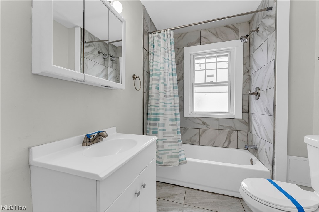 Highlands Lee Cedar Roads - Residential Lease