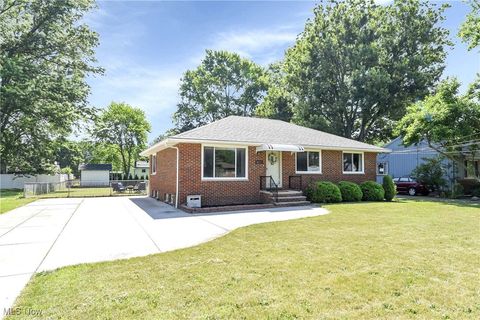 6713 Mackenzie Road, North Olmsted, OH 44070 - #: 5137663