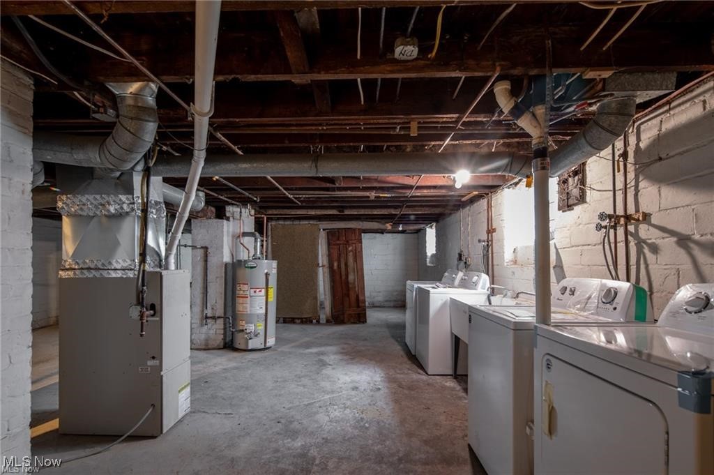 Lakewood, Ohio 44107, United States, 2 Bedrooms Bedrooms, ,1 BathroomBathrooms,Residential,Pending,124587