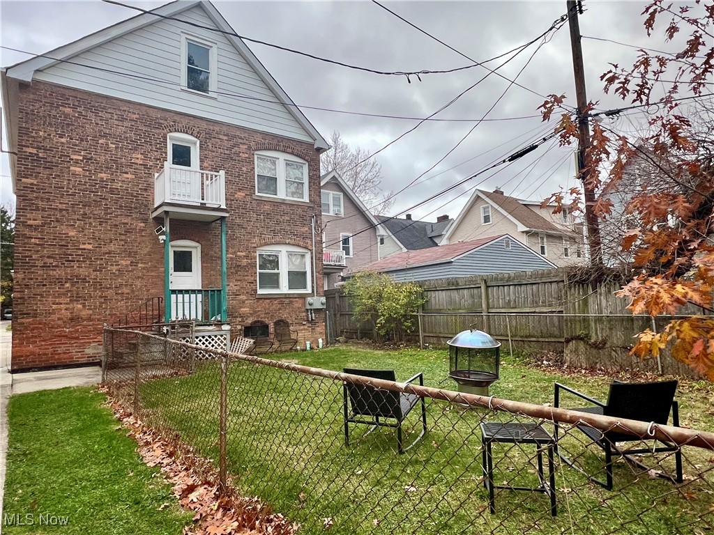 Lakewood, Ohio 44107, United States, 2 Bedrooms Bedrooms, ,1 BathroomBathrooms,Residential,Pending,124587