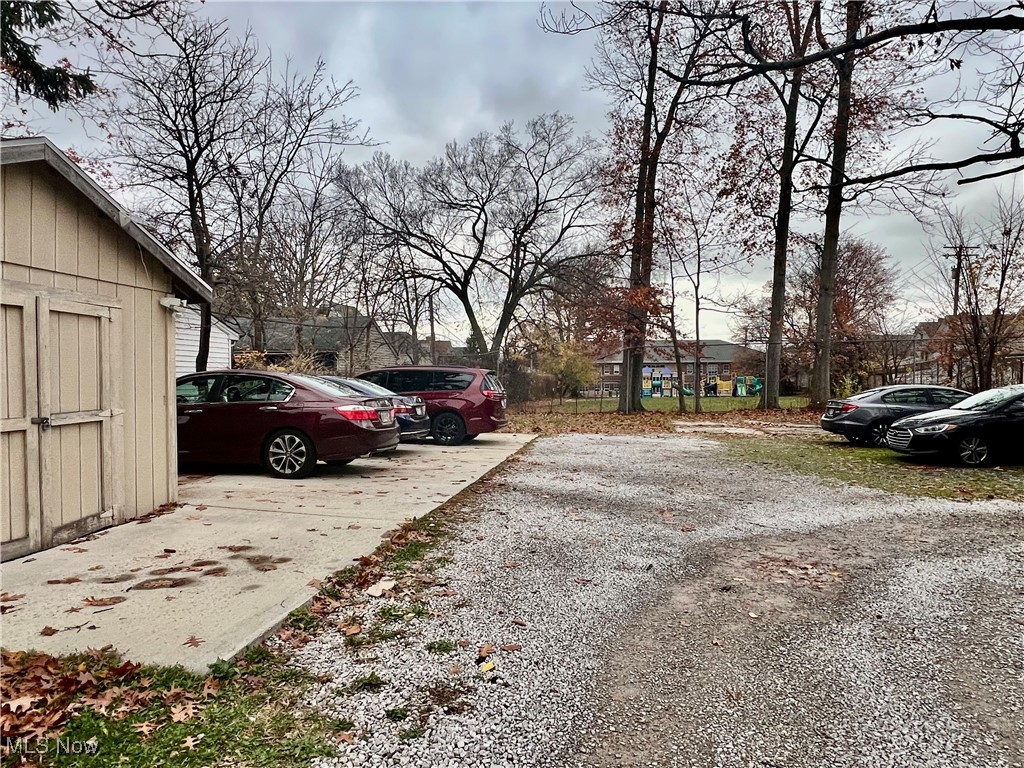 Lakewood, Ohio 44107, United States, 2 Bedrooms Bedrooms, ,1 BathroomBathrooms,Residential,Pending,124587