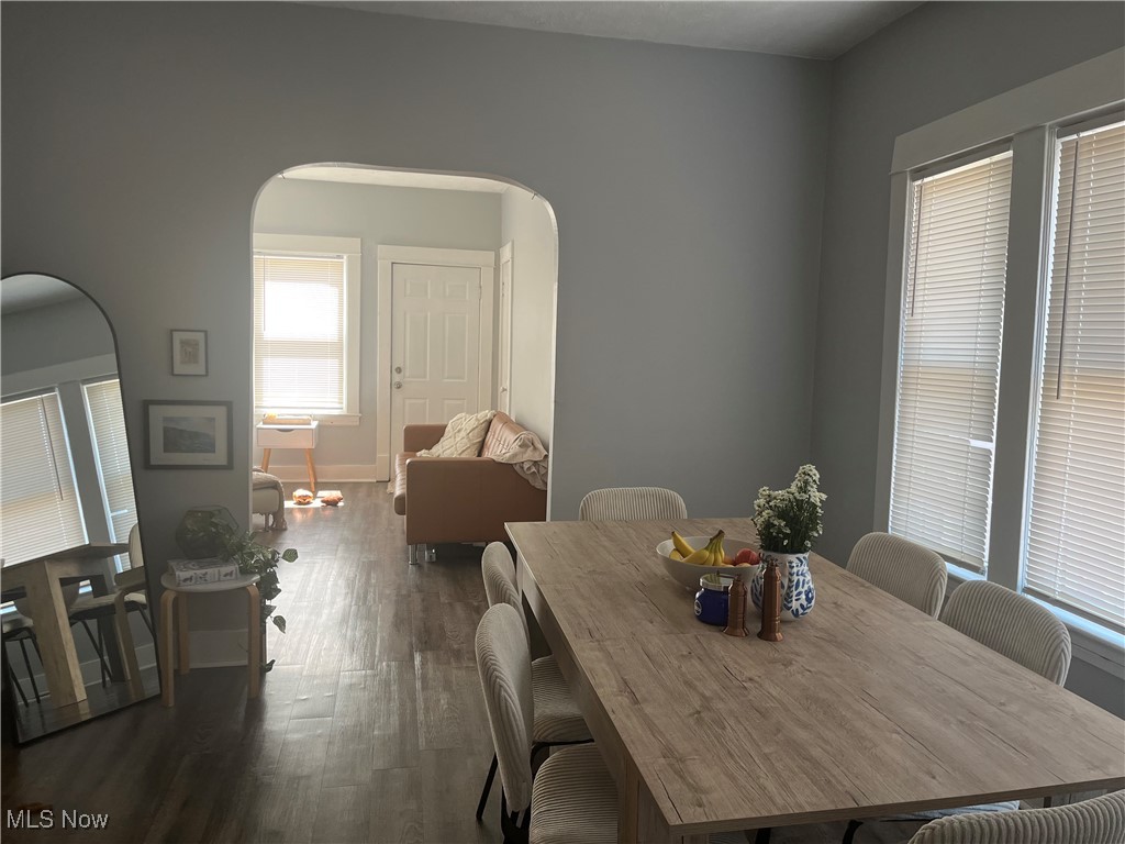 Lakewood, Ohio 44107, United States, 2 Bedrooms Bedrooms, ,1 BathroomBathrooms,Residential,Pending,124587