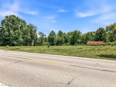 Photo for 795 Coitsville-Hubbard Road