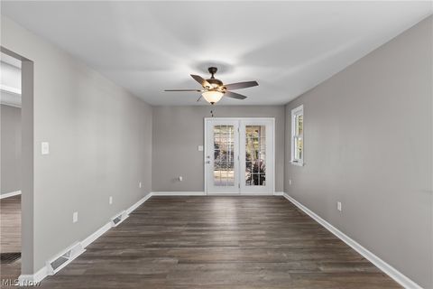 Tiny photo for 1408 N 9th Street, Martins Ferry, OH 43935 (MLS # 5190197)