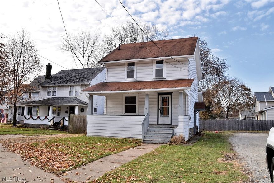 Attention Investors! Receivership Auction - 11 INCOME PROPERTIES - AKRON, OH - All sells on one location: TUESDAY - MAY 15, 2018 - 6:00 PM - 1411 Nome Ave., Akron, OH 44320 - TERMS ON REAL ESTATE: 15% down auction day, balance due at closing. A 10% buyer's premium will be added to the highest bid to establish the purchase price, which goes to the seller. Any desired inspections must be made prior to bidding. All information contained herein was derived from sources believed to be correct. Information is believed to be accurate but not guaranteed. AUCTION BY ORDER OF: Receiver for Maximize Properties LLC, Summit County Case # CV-2015-12-5640